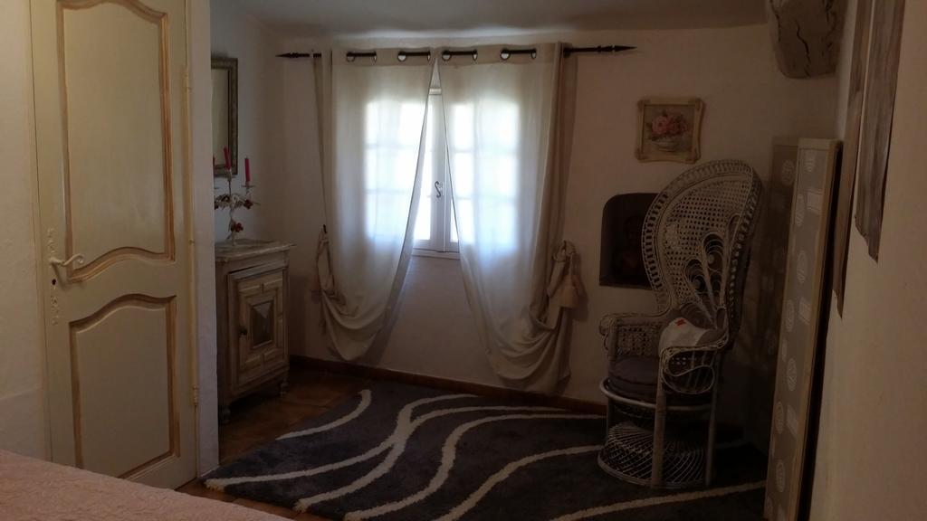 Mas De L Ancienne Magnanerie Villa Mallemort Eksteriør bilde